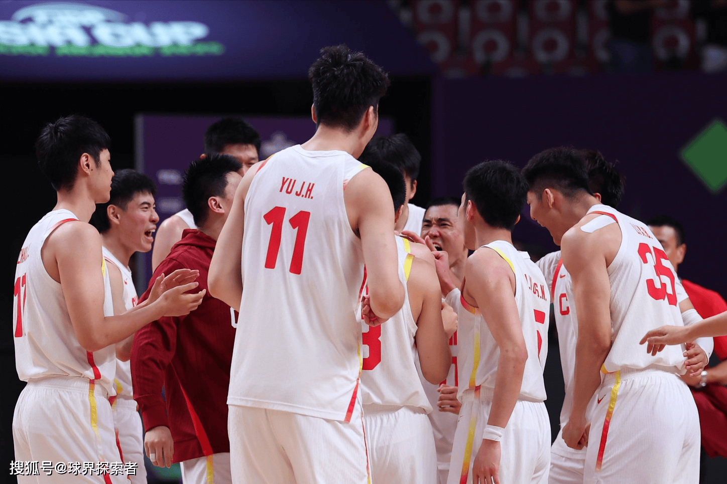 集结日欧篮联焦点战，深圳男篮外线爆发，信心回归，控场能力受关注